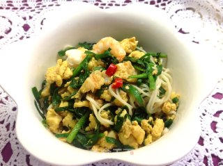 [leek Fragrant Shrimp and Egg Sauce]------make Noodles Nutritious and Flavorful recipe