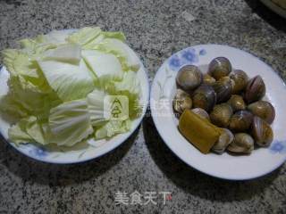 Curry Round Clams and Boiled Cabbage recipe