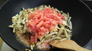 Eggplant Diced Pork Hand Rolled Noodles recipe