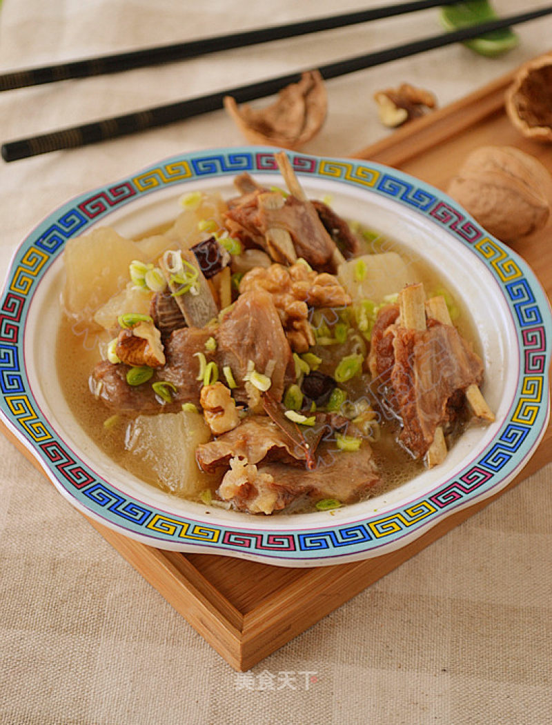 Stewed Lamb Chops with Walnuts and White Radish