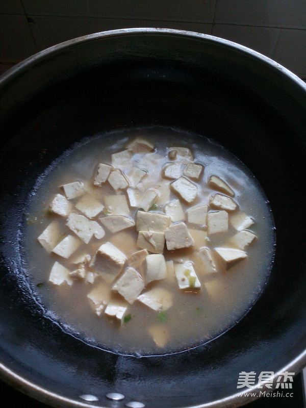 Tofu Stewed in Clam Soup recipe