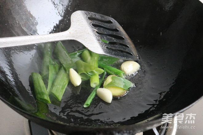 Sauce-flavored Catfish recipe