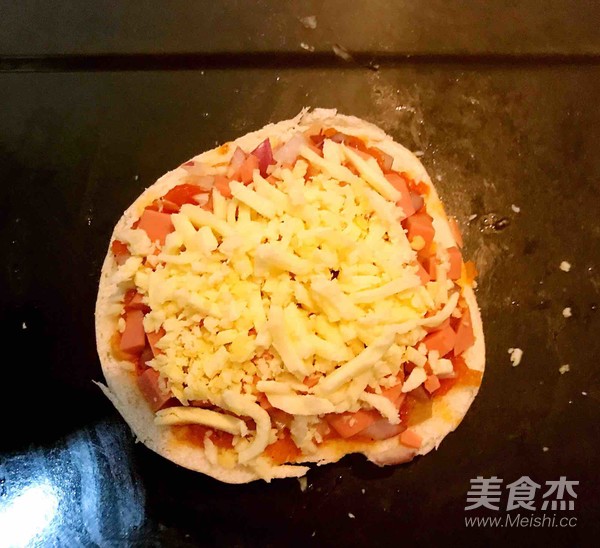 Mantou Ham Pizza recipe