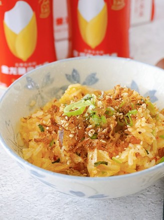 Fried Rice with Pine and Seaweed Spicy Cabbage
