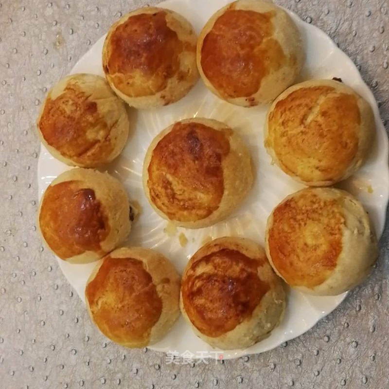 Su's Bean Paste and Egg Yolk Mooncake recipe