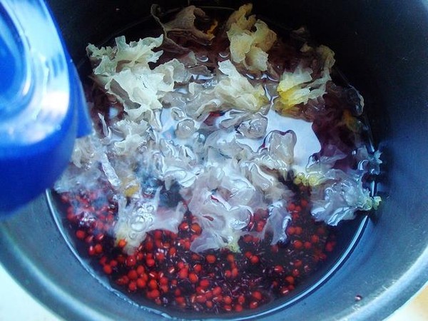 Red Bean Purple Glutinous Rice Tremella Congee recipe