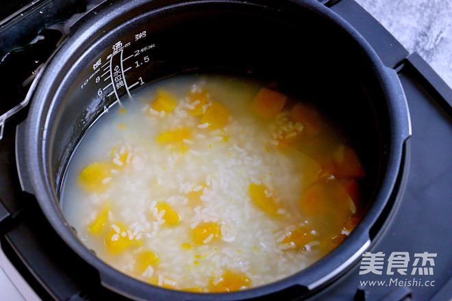 Pumpkin Congee with Glutinous Rice recipe