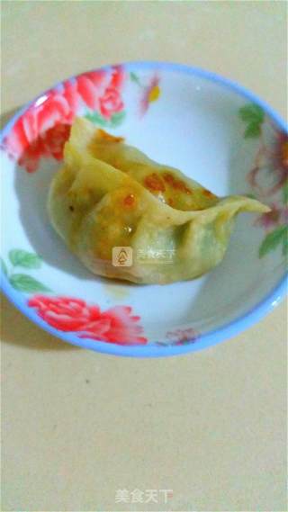 Celery Leaf Steamed Dumplings recipe