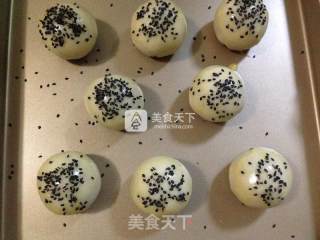 Bean Paste Egg Yolk Crisp recipe