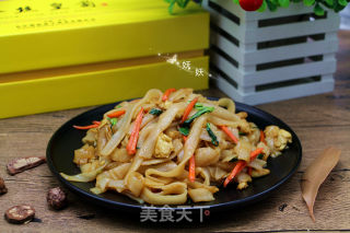 #懒人快手饭#fried Pho recipe