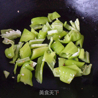 Stir-fried Eggplant with Sharp Pepper recipe