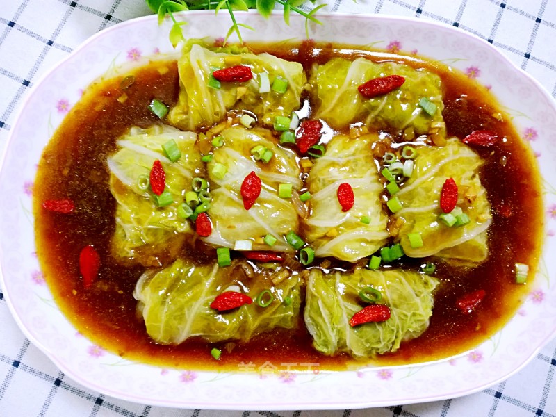 Sweet and Sour Cabbage Rolls recipe