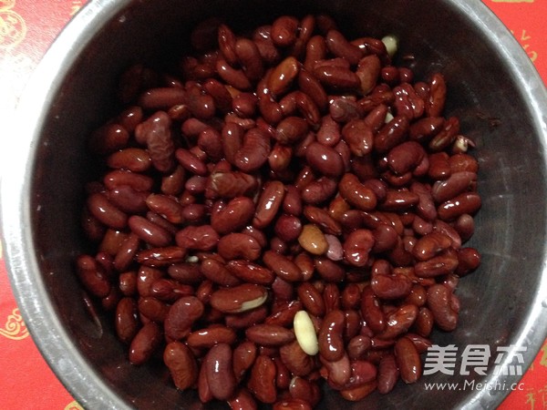 Homemade Honey Kidney Beans recipe