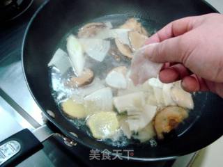 [hunan Cuisine]-"fish Fillet with Silver Needle and Chicken Sauce" recipe