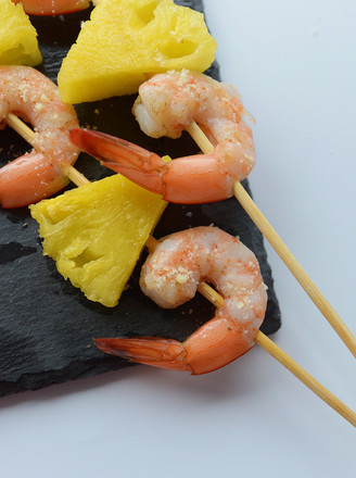 Xia Shuang Pineapple Shrimp Skewers recipe