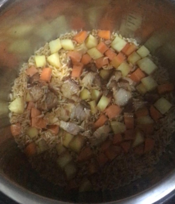 Stewed Rice with Potato Sauce recipe