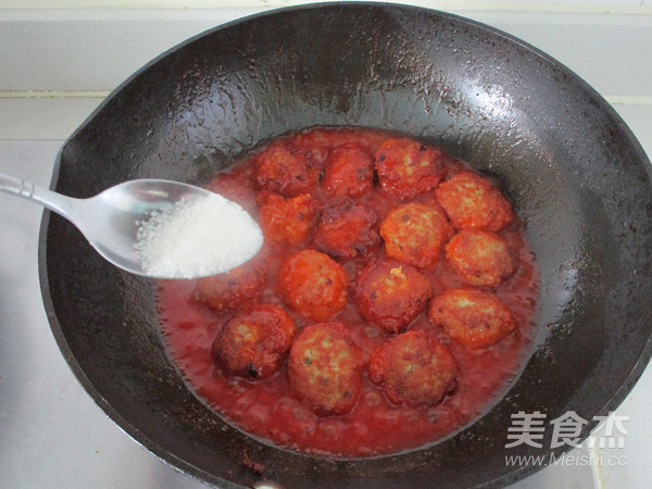 Lotus Root Meatballs in Tomato Sauce recipe