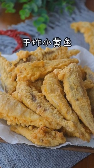 Fried Small Yellow Croaker recipe