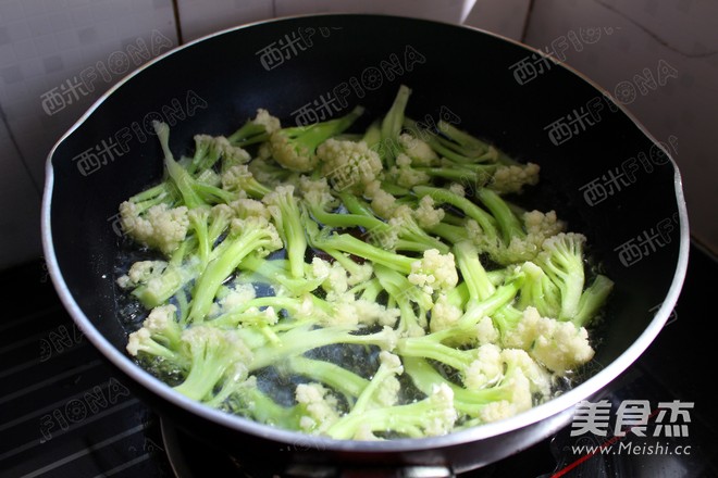 Sauteed Minced Pork Cauliflower recipe