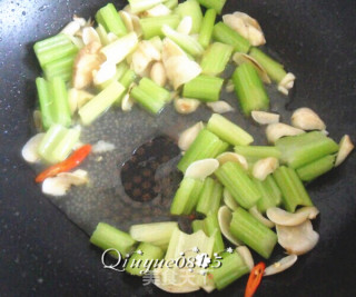 Vegetarian Sauteed Celery and Lily recipe