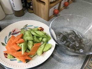 Ten Minutes Quick Dish --- Cucumber and Shrimp recipe