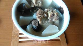 Spare Ribs and White Radish Soup for Health recipe