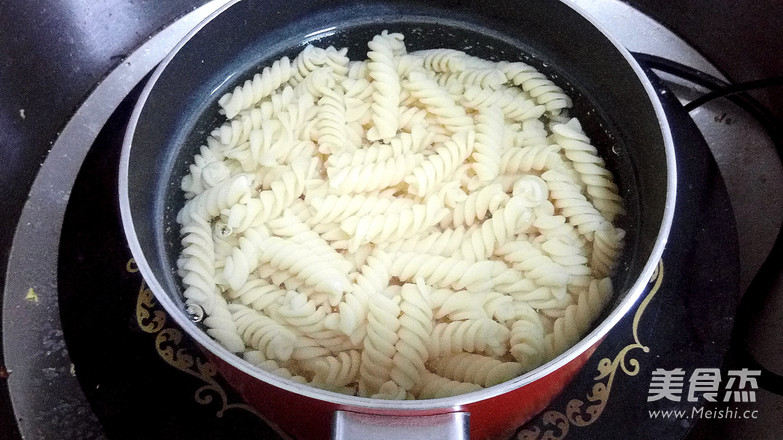 Pasta with Black Pepper and Shiitake Mushrooms recipe