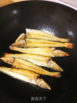 Dry Fried Sardines recipe