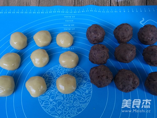 Mooncakes with Red Bean Paste recipe