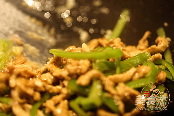 Cold Noodles with Beans and Pork recipe