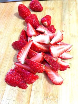 Easy Strawberry Salad recipe