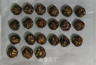 Mooncakes with Five Nuts recipe