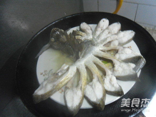 Steamed Wuchang Fish recipe