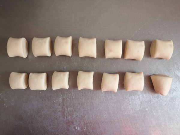 No Need to Leave The Noodles, Delicious and Beautiful Steamed Dumplings recipe