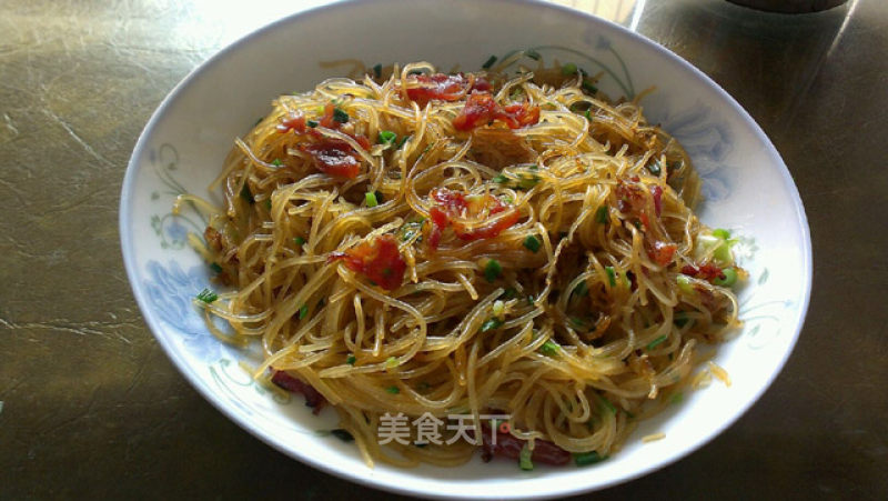 Stir-fried Hsinchu Rice Noodles