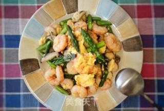 Asparagus and Shrimp Eggs recipe