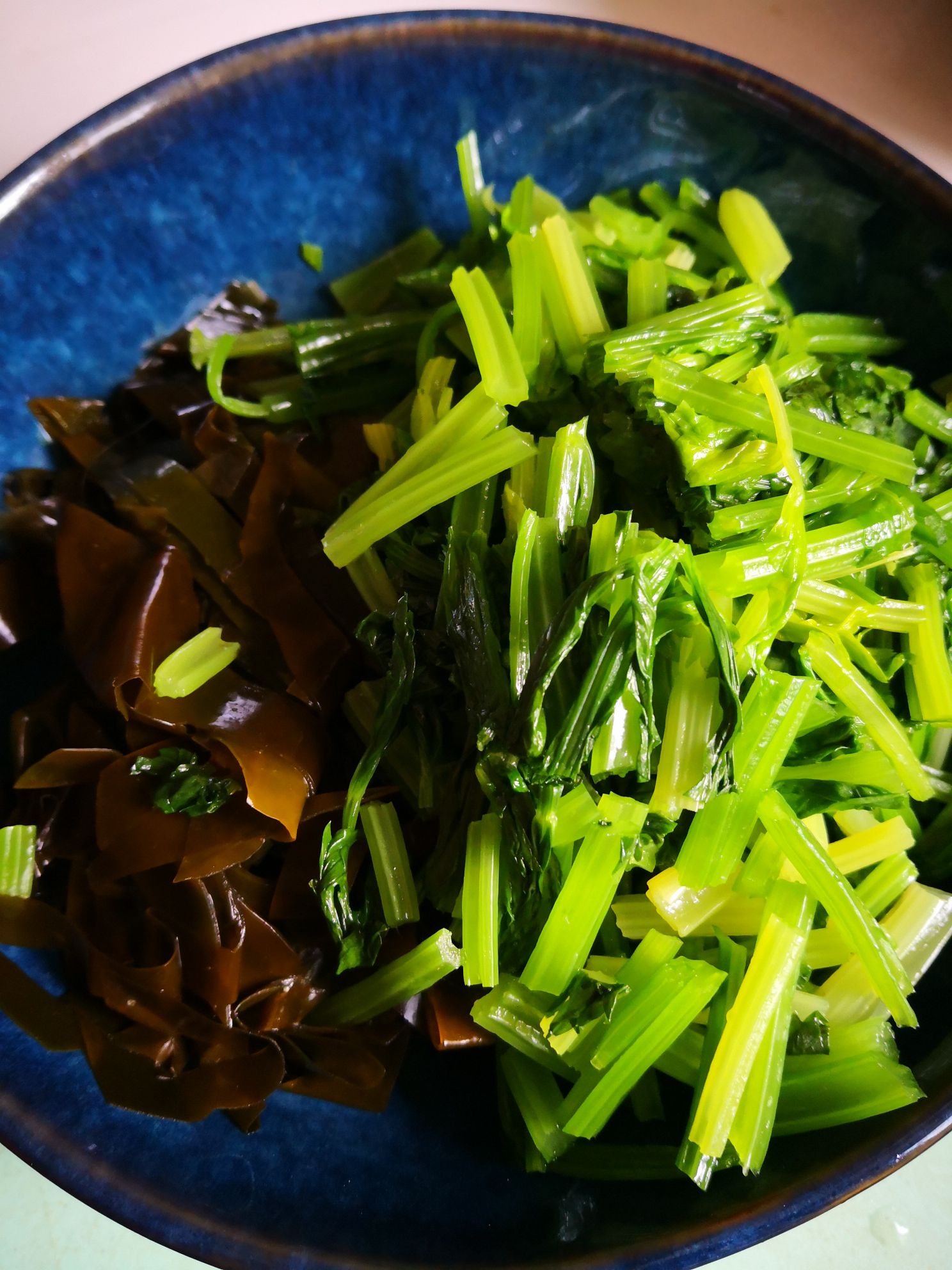 Celery Mixed with Kelp recipe