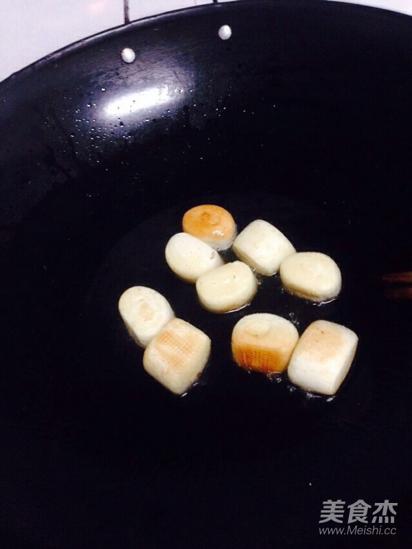 Deep-fried Milk-flavored Small Buns recipe