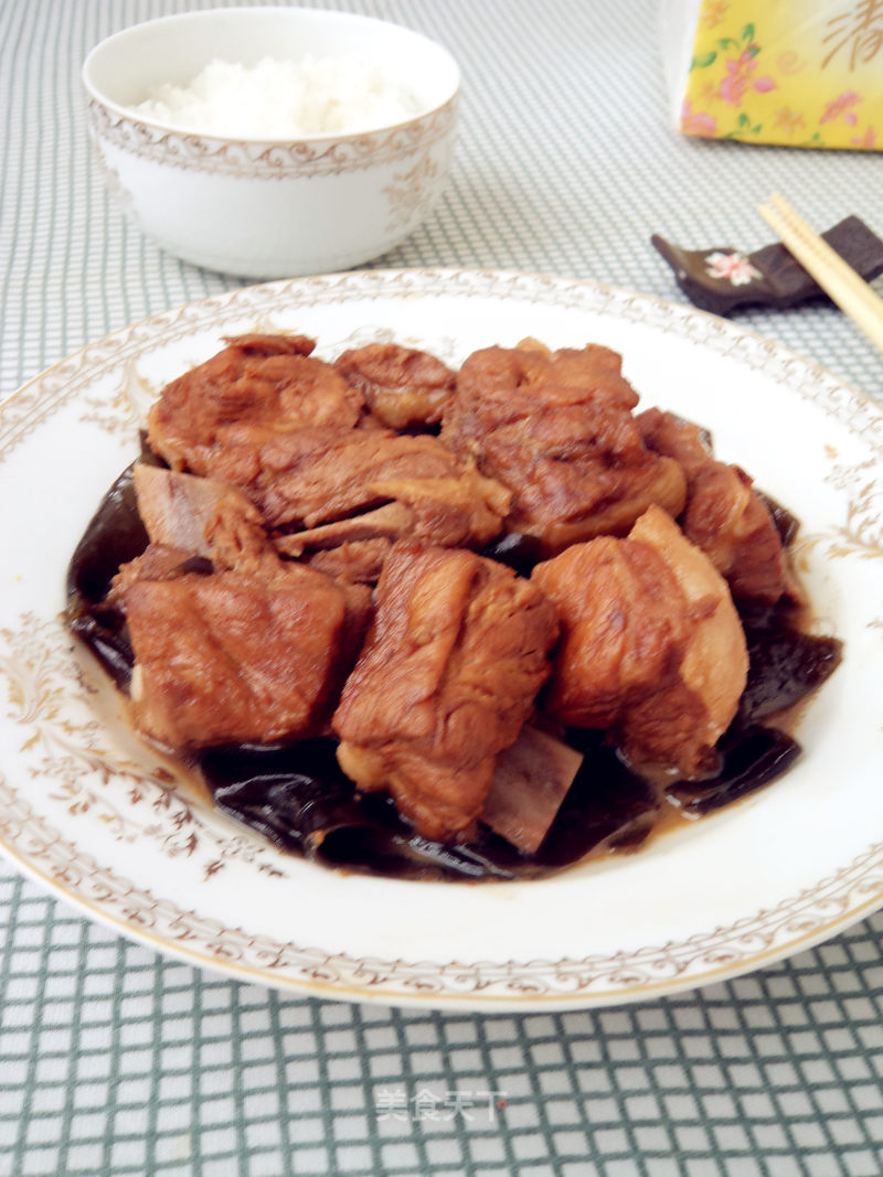 Twice-cooked Pork Ribs Braised Kelp recipe