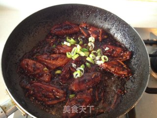 Braised Chicken Wings with Rock Sugar recipe