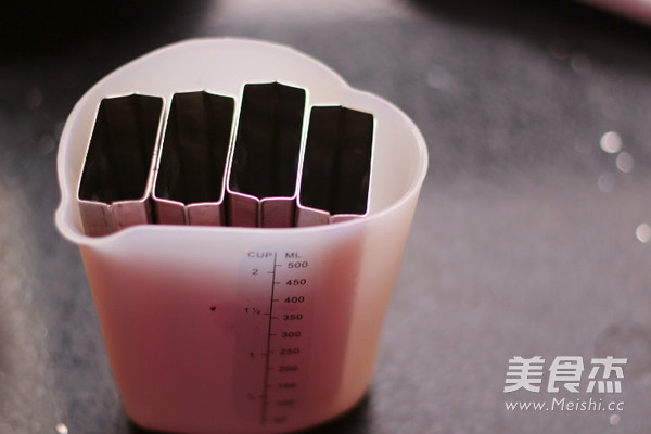 Orange Juice Dragon Fruit Kiwi Popsicle recipe