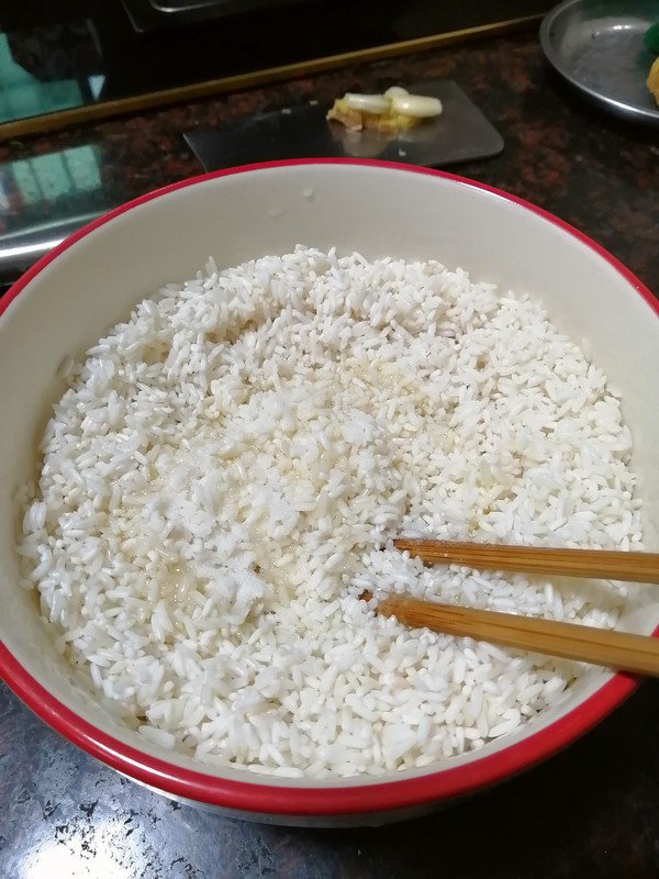 Make A New Meaning~~ Glutinous Rice Chicken recipe