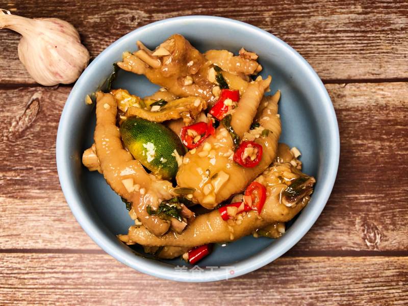 [rabbit Loves Kitchen] Garlic Chicken Feet recipe