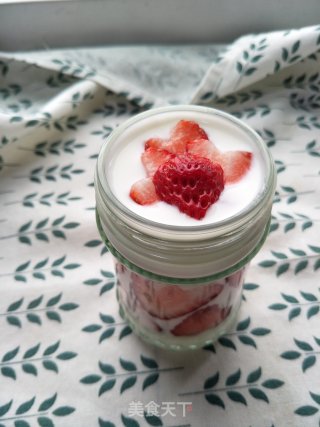 Strawberry Yogurt recipe