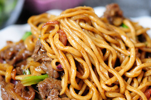 Cumin Beef Stir-fried La Tiao Homemade Noodles recipe