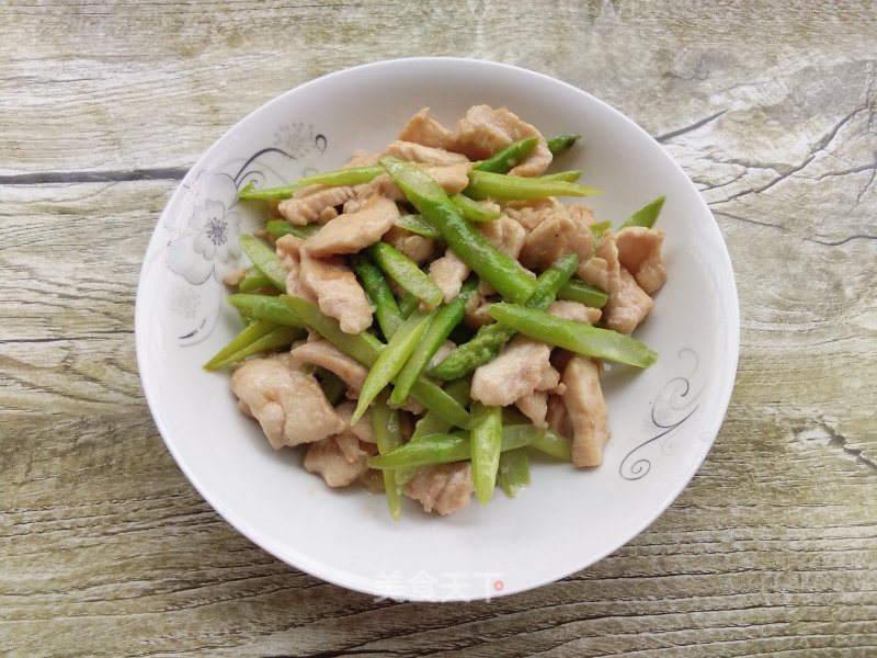 Stir-fried Chicken Breast with Asparagus recipe