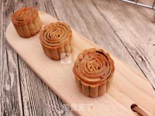 Classic Cantonese Bean Paste Mooncake recipe