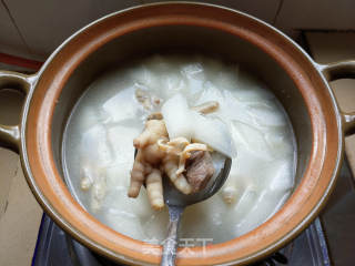 Lean Chicken Feet and Carrot Soup recipe