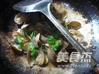 Stir-fried Clams recipe