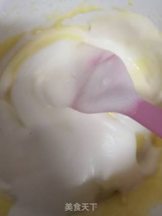 Whipped Cream-chiffon Cupcakes recipe